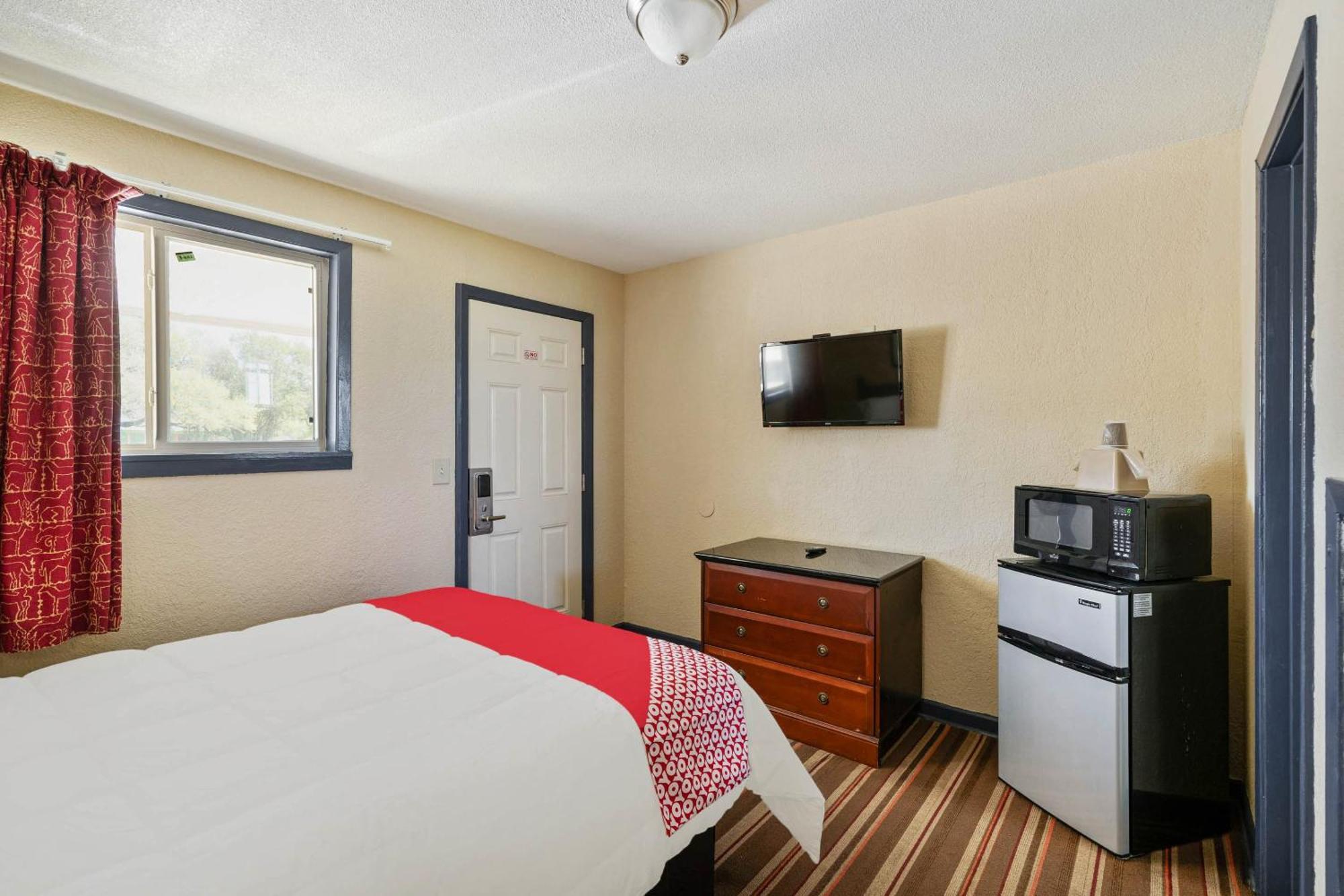 Oyo Hotel Luling Tx Downtown I-10/Us-90 Buitenkant foto