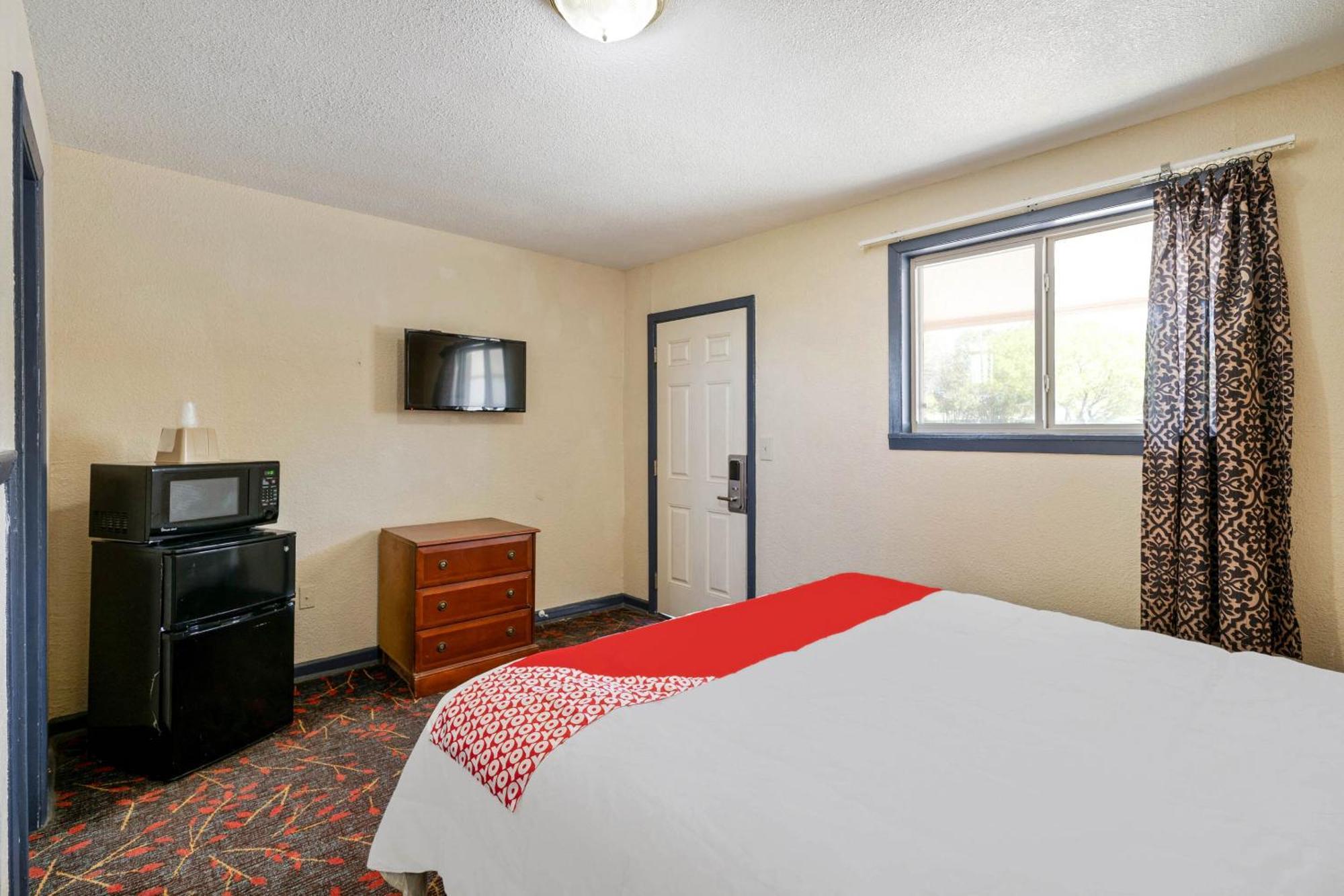 Oyo Hotel Luling Tx Downtown I-10/Us-90 Buitenkant foto